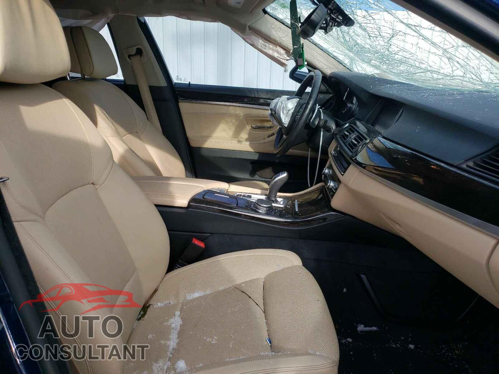 BMW 5 SERIES 2016 - WBA5B3C54GG256908