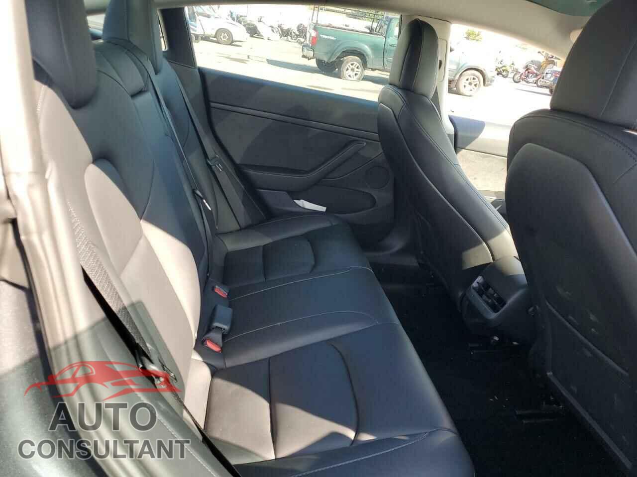 TESLA MODEL 3 2023 - 5YJ3E1EA0PF417460