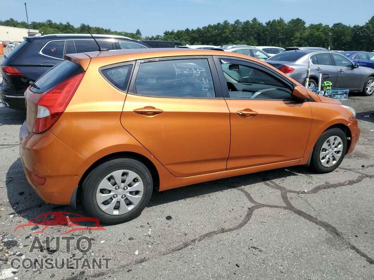HYUNDAI ACCENT 2015 - KMHCT5AE9FU220939