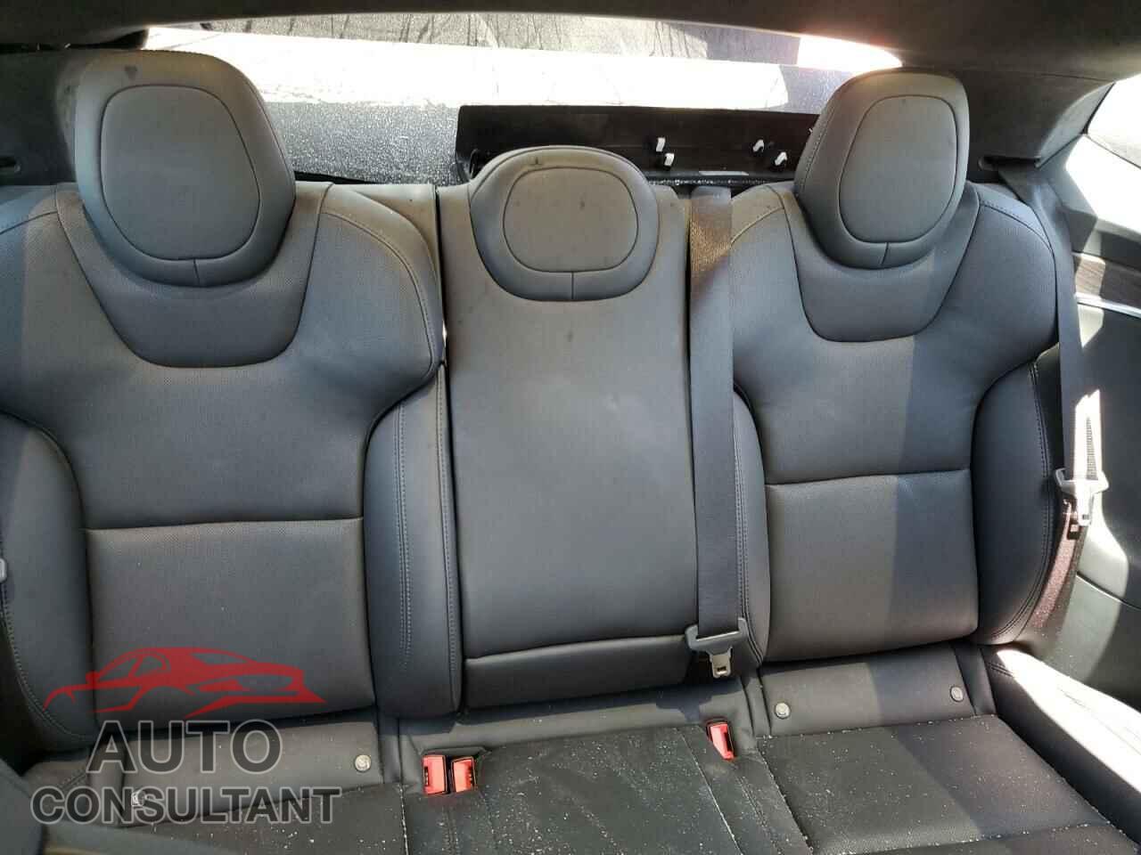 TESLA MODEL S 2021 - 5YJSA1E56MF428128
