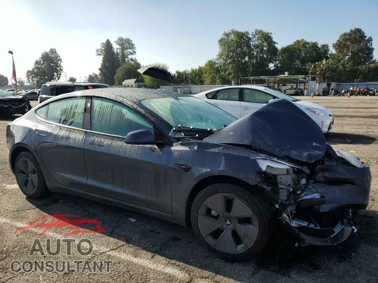 TESLA MODEL 3 2023 - 5YJ3E1EA5PF403215