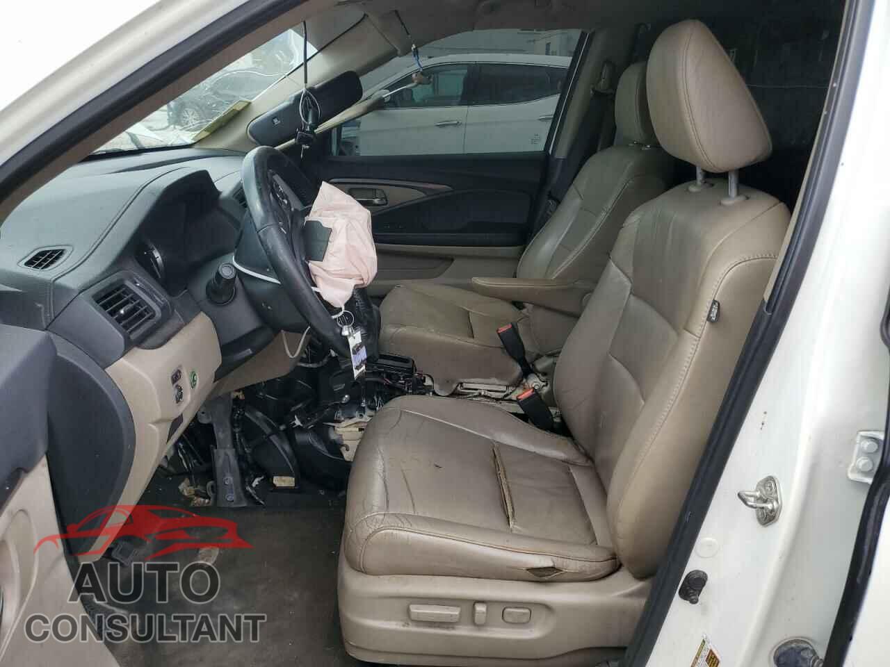 HONDA PILOT 2017 - 5FNYF5H58HB002977