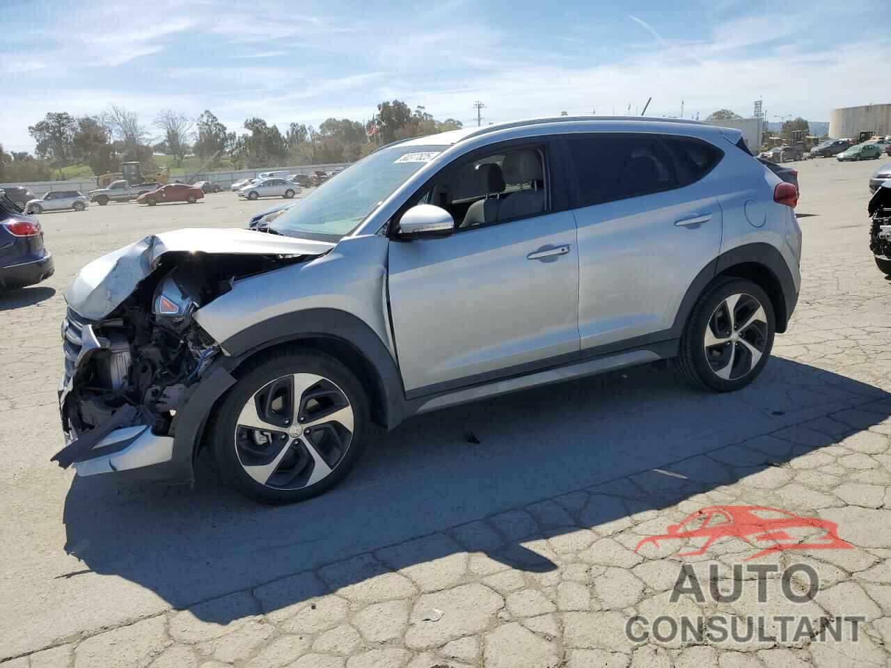 HYUNDAI TUCSON 2017 - KM8J33A25HU300257