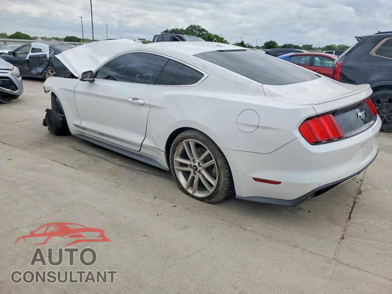 FORD MUSTANG 2017 - 1FA6P8TH8H5240312