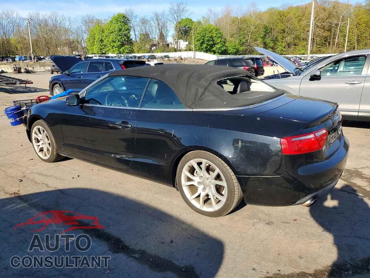 AUDI A5 2011 - WAUCFAFH8BN003875