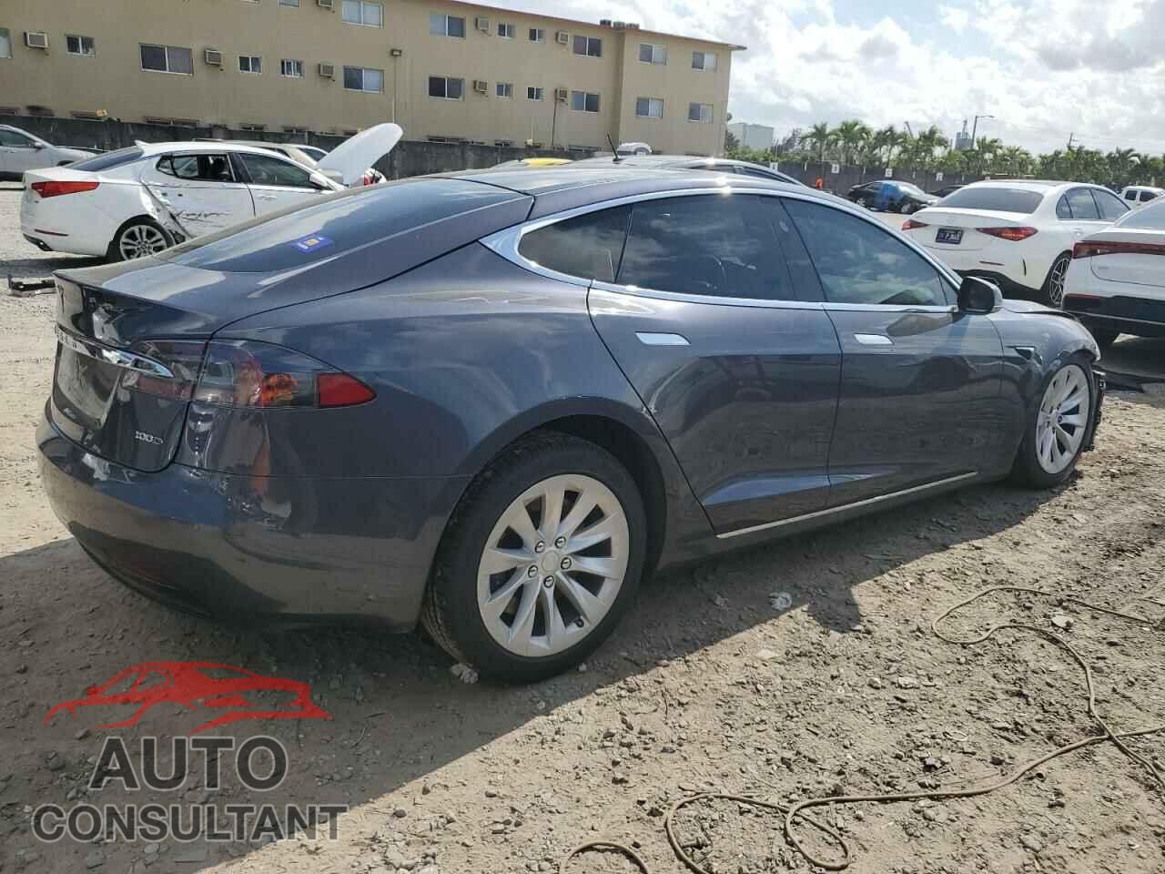 TESLA MODEL S 2018 - 5YJSA1E2XJF292149