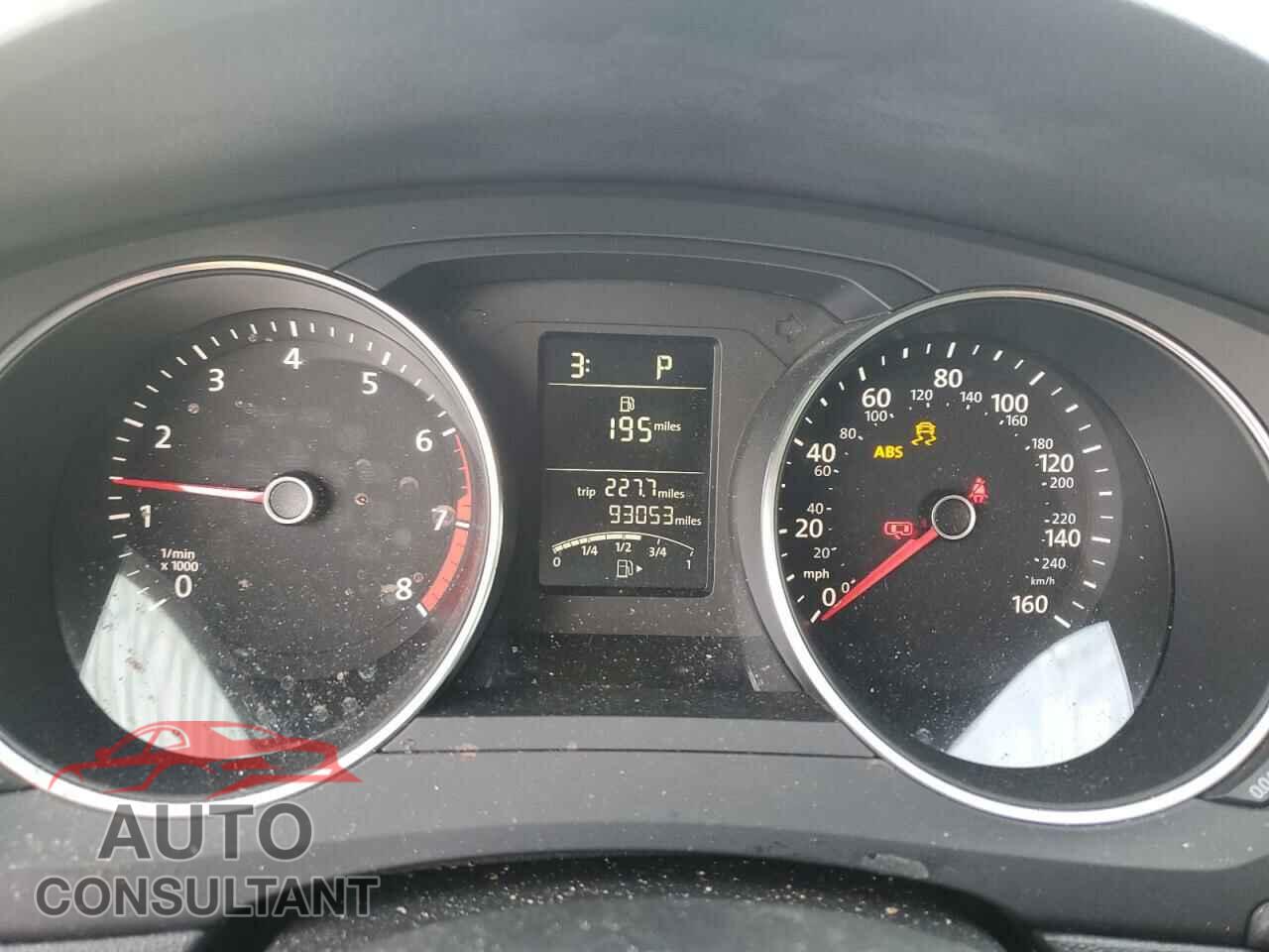 VOLKSWAGEN JETTA 2017 - 3VW2B7AJ5HM323954