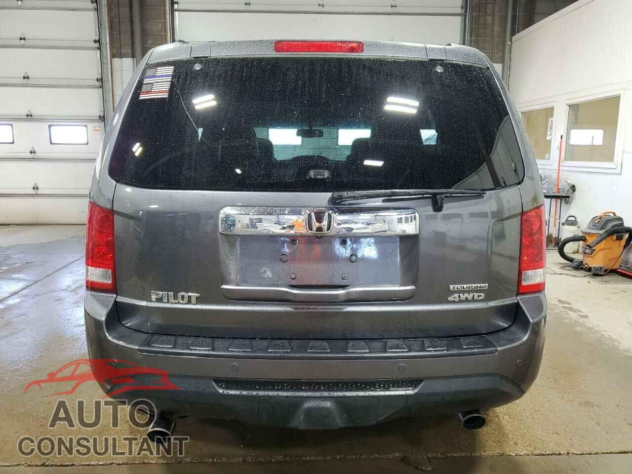 HONDA PILOT 2014 - 5FNYF4H90EB053849