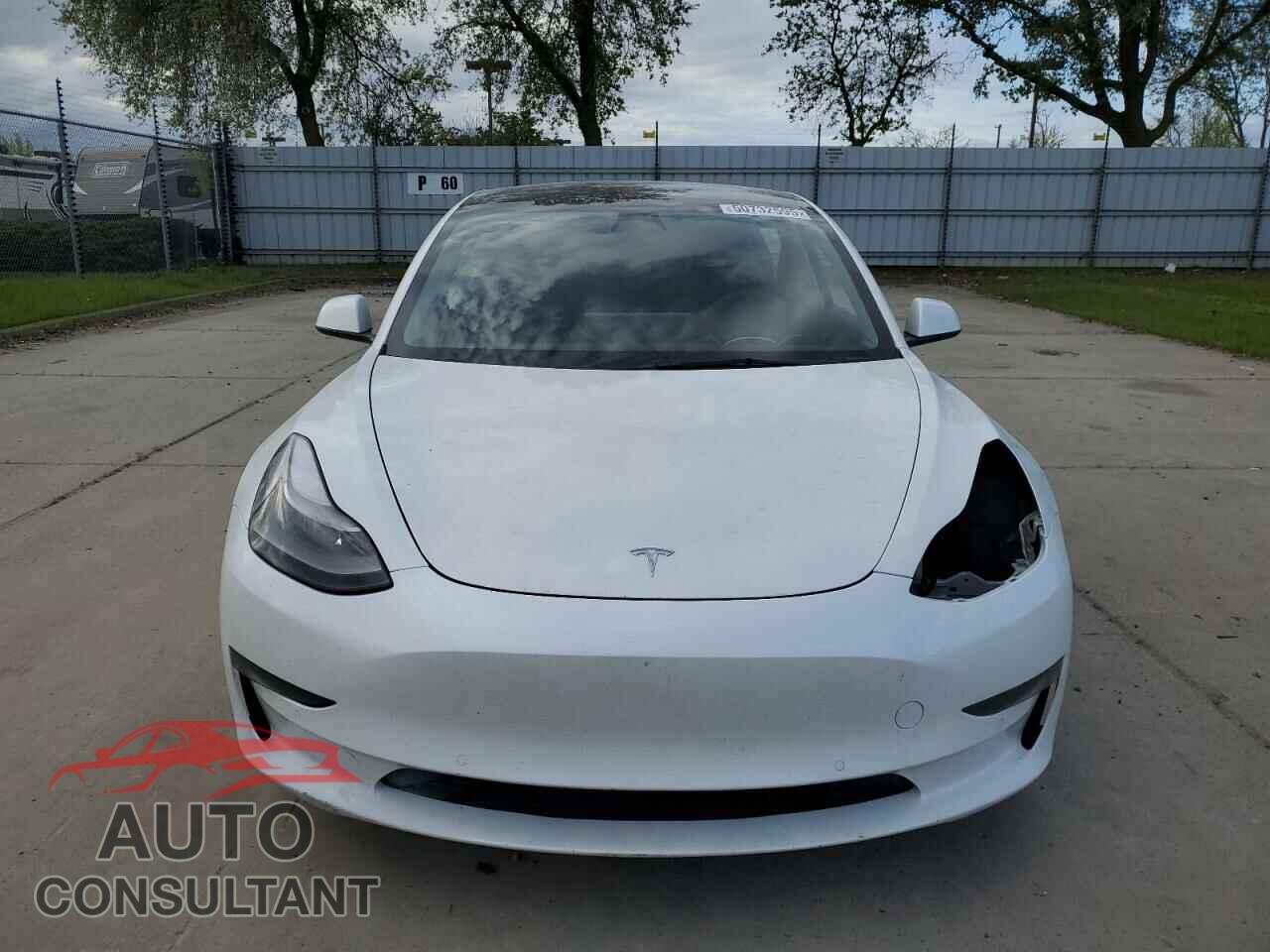 TESLA MODEL 3 2022 - 5YJ3E1EA5NF201715