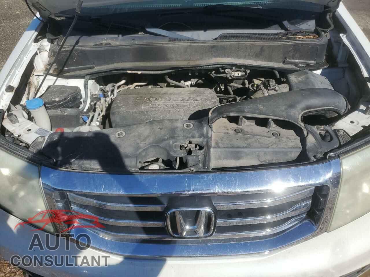 HONDA PILOT 2013 - 5FNYF4H92DB031771