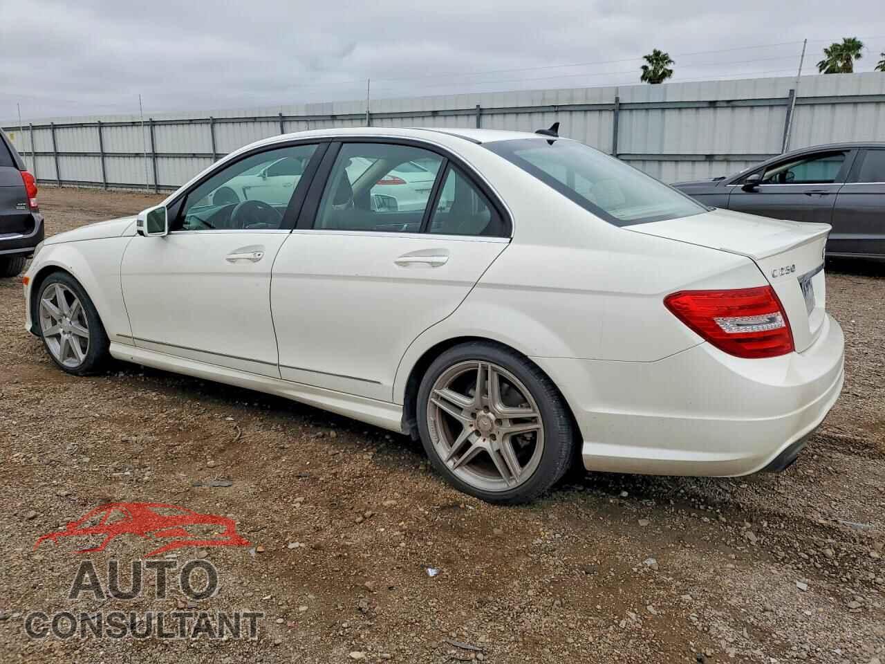 MERCEDES-BENZ C-CLASS 2014 - WDDGF4HB9EA962489