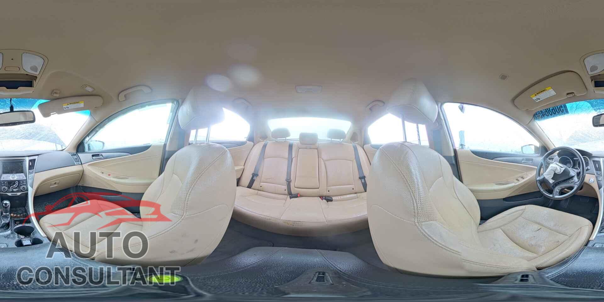 HYUNDAI SONATA 2013 - KMHEC4A43DA101535