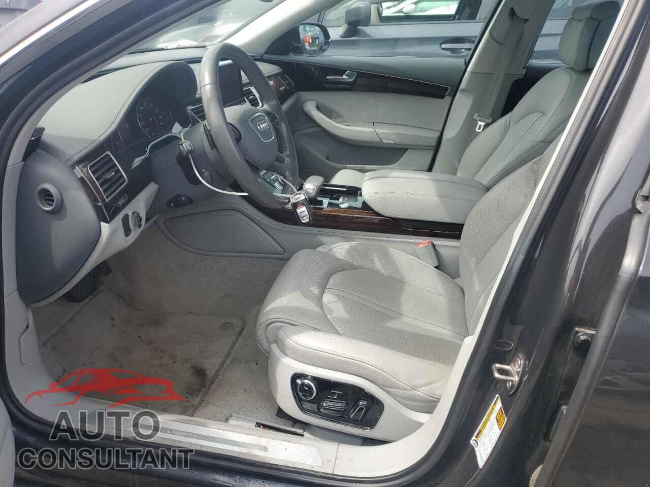 AUDI A8 2011 - WAURVAFD0BN008921