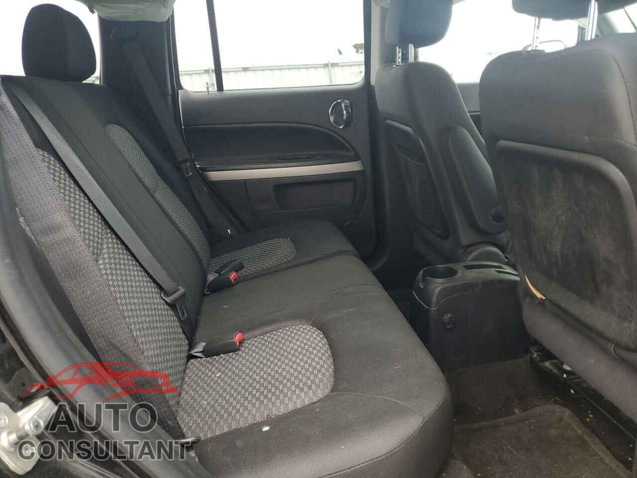 CHEVROLET HHR 2010 - 3GNBABDB7AS545854