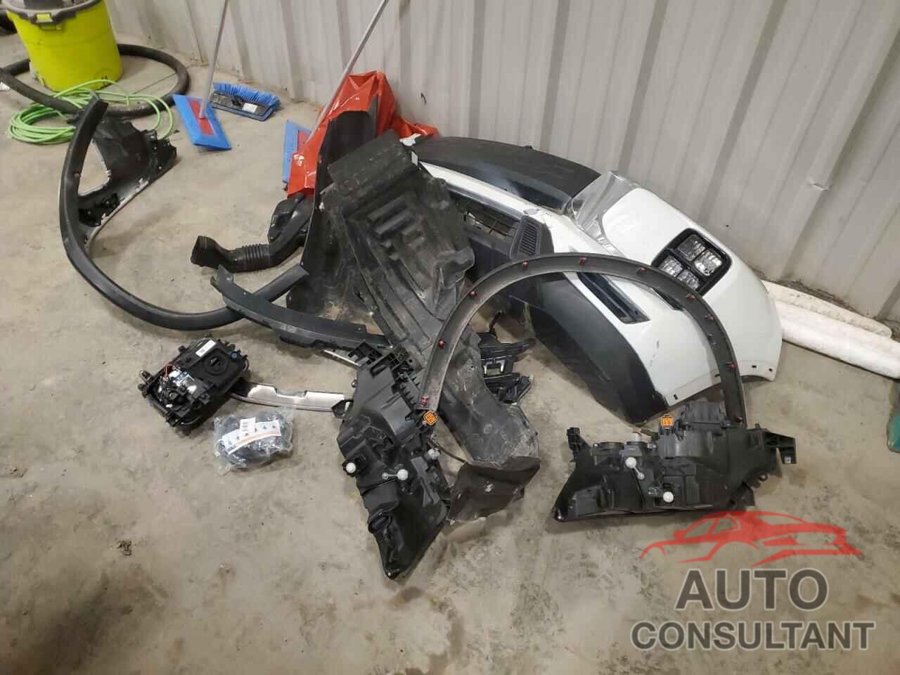 MITSUBISHI OUTLANDER 2021 - JA4ARUAU7MU019625