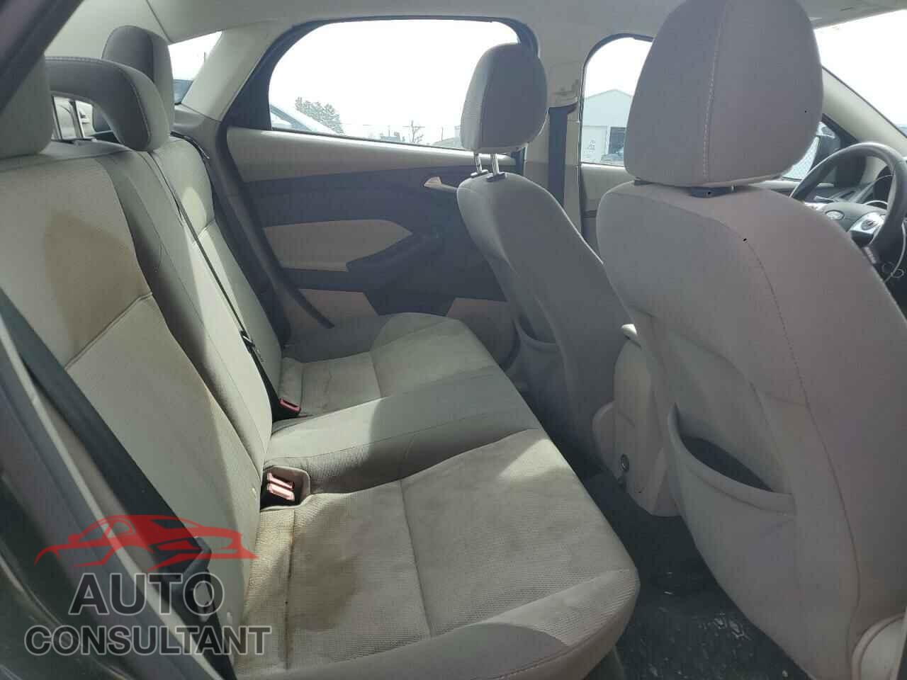 FORD FOCUS 2014 - 1FADP3F28EL383303