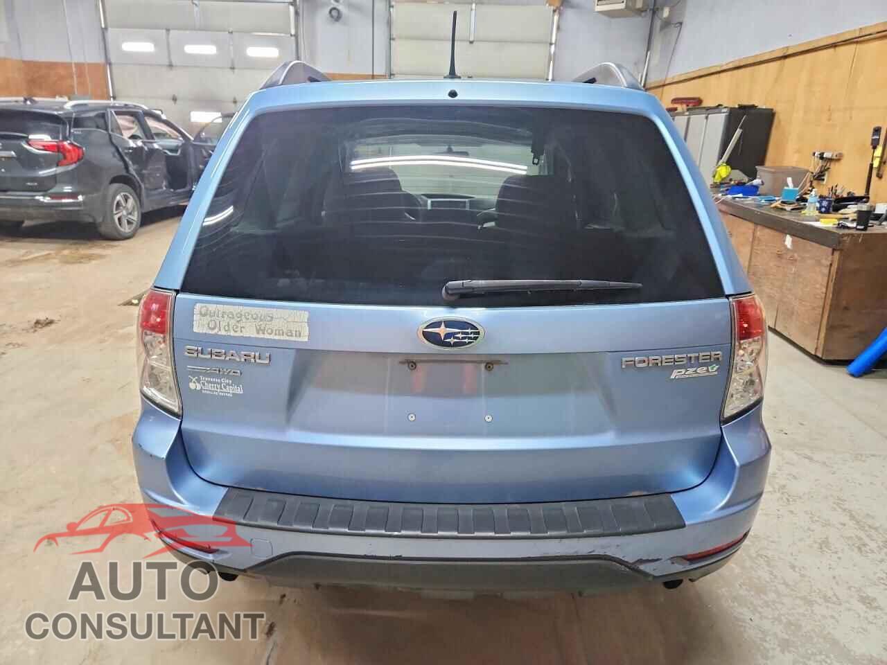SUBARU FORESTER 2011 - JF2SHADC9BH756525