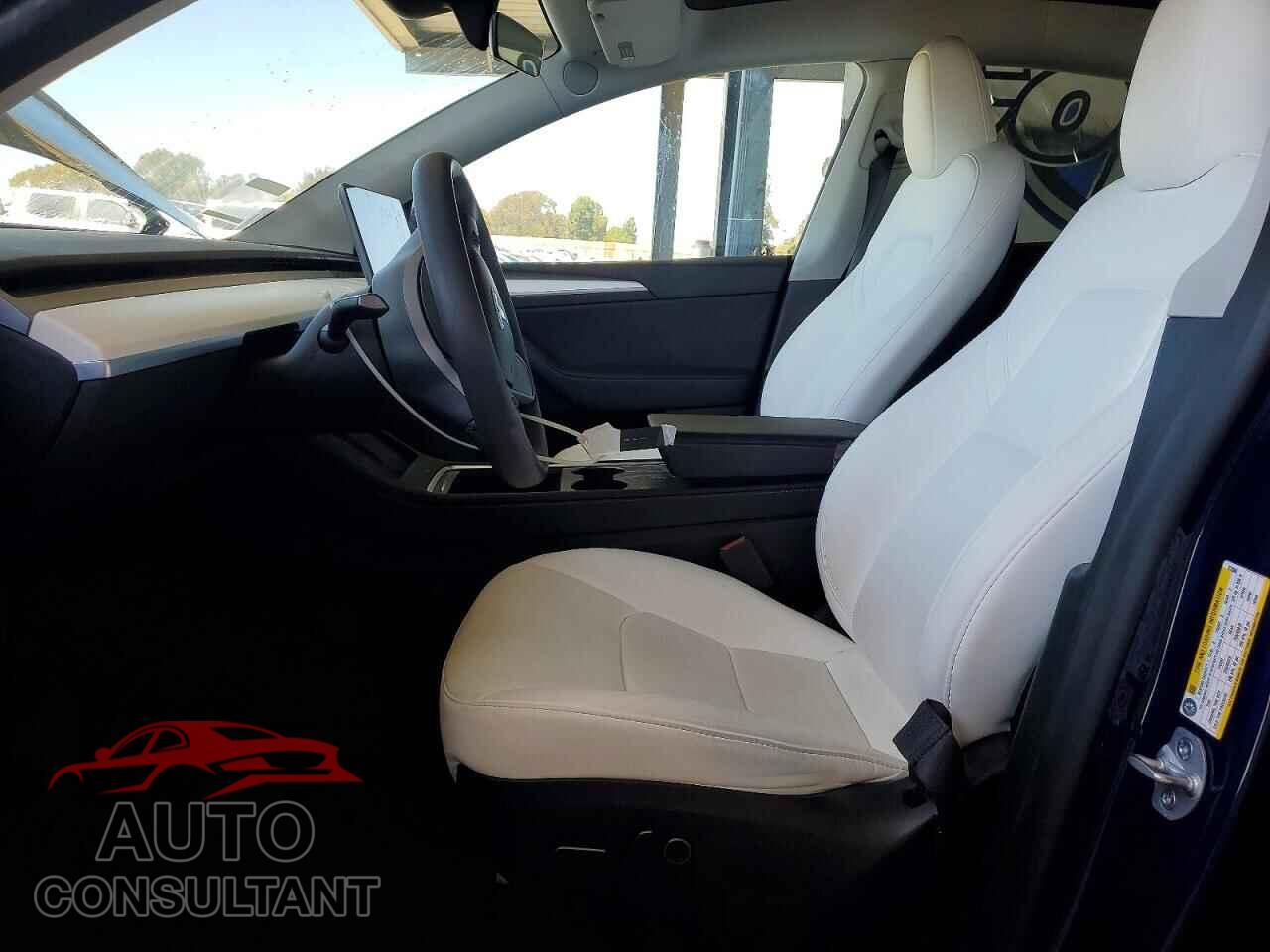 TESLA MODEL Y 2023 - 7SAYGDEE7PF872068