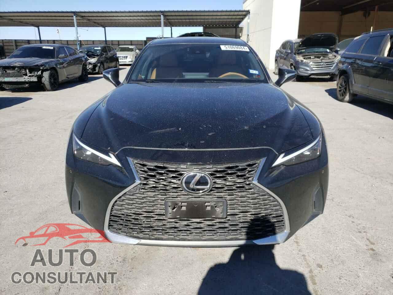 LEXUS IS 2021 - JTHCA1D29M5111908