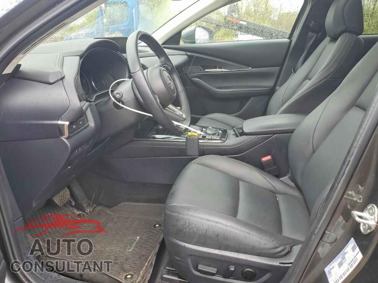 MAZDA CX30 2024 - 3MVDMBCM1RM703115