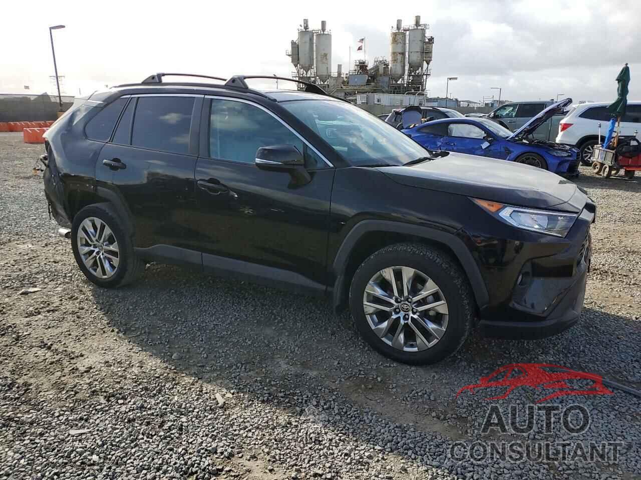 TOYOTA RAV4 2021 - 2T3C1RFV4MC117102