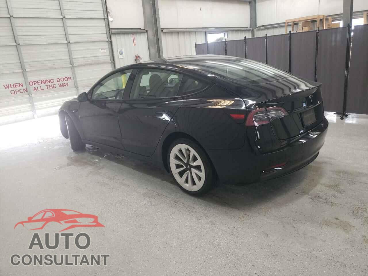 TESLA MODEL 3 2022 - 5YJ3E1EA5NF184706