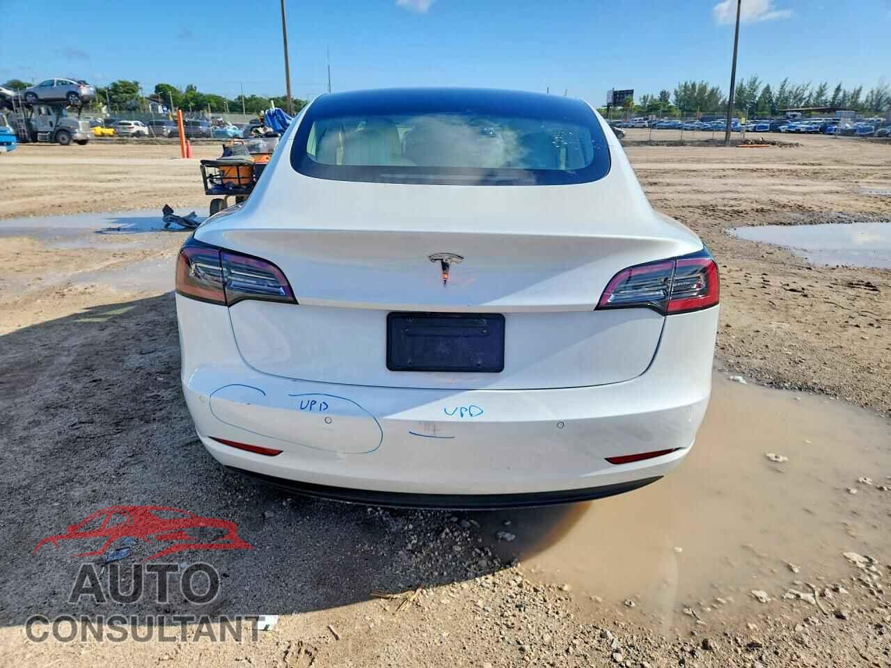 TESLA MODEL 3 2020 - 5YJ3E1EB8LF640333