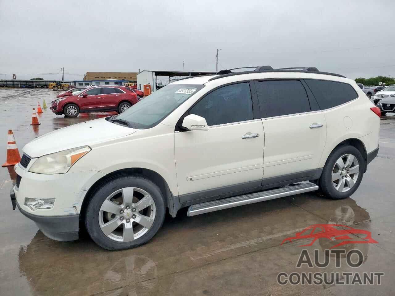 CHEVROLET TRAVERSE 2011 - 1GNKRGEDXBJ400591
