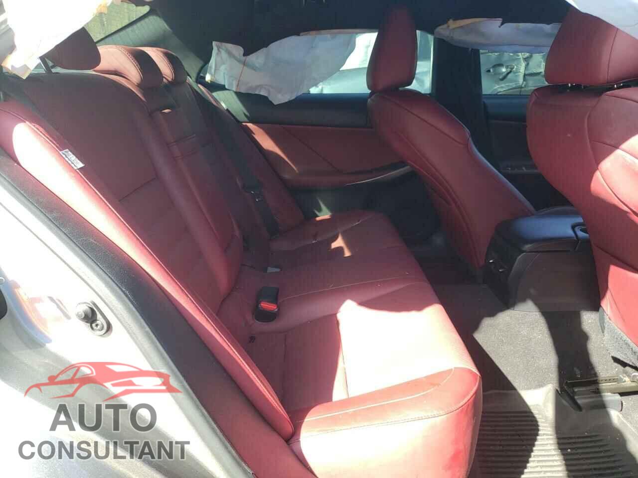 LEXUS IS 2019 - JTHC81D21K5037764
