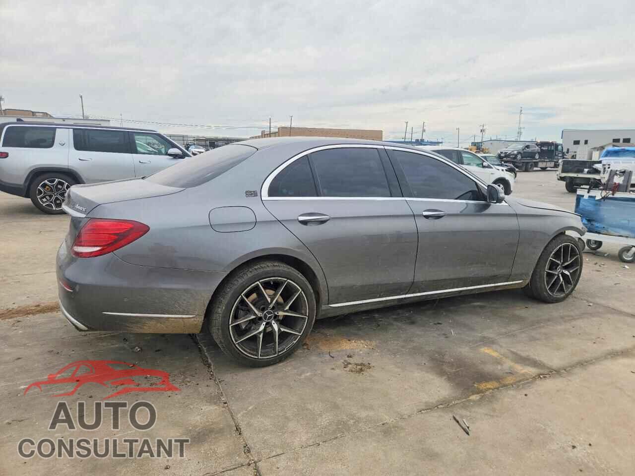 MERCEDES-BENZ E-CLASS 2017 - WDDZF4KB5HA128421