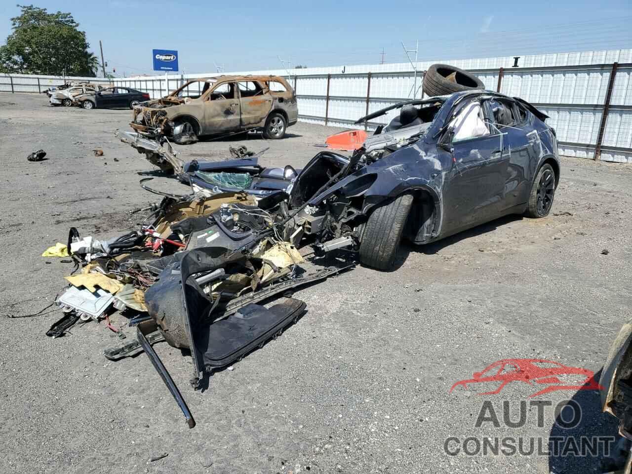 TESLA MODEL Y 2023 - 7SAYGDEE4PF911392