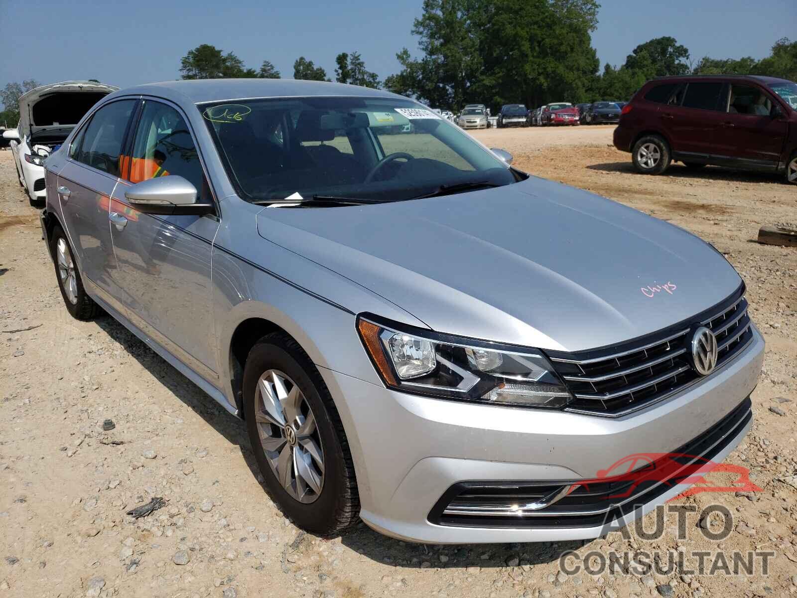 VOLKSWAGEN PASSAT 2017 - 1VWAT7A32HC002255