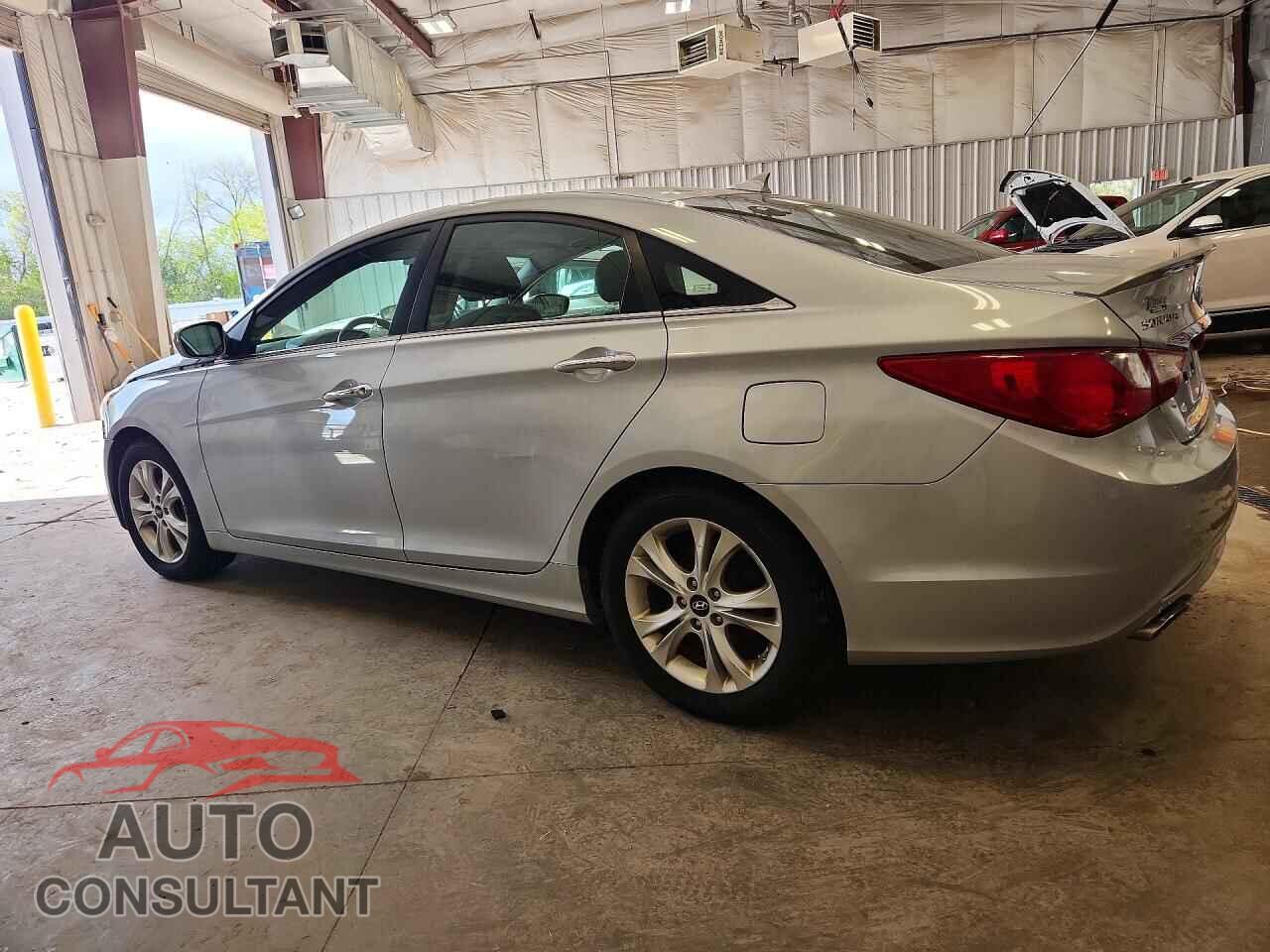 HYUNDAI SONATA 2012 - 5NPEC4AB5CH407940