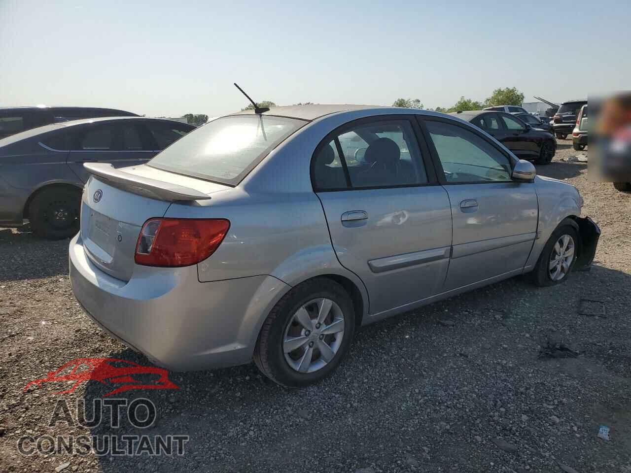 KIA RIO 2011 - KNADH4A37B6954946