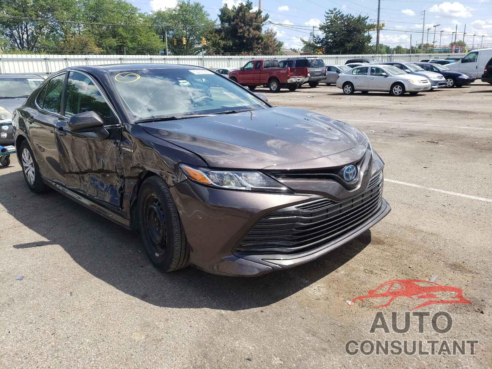 TOYOTA CAMRY 2018 - 4T1B31HK1JU507636