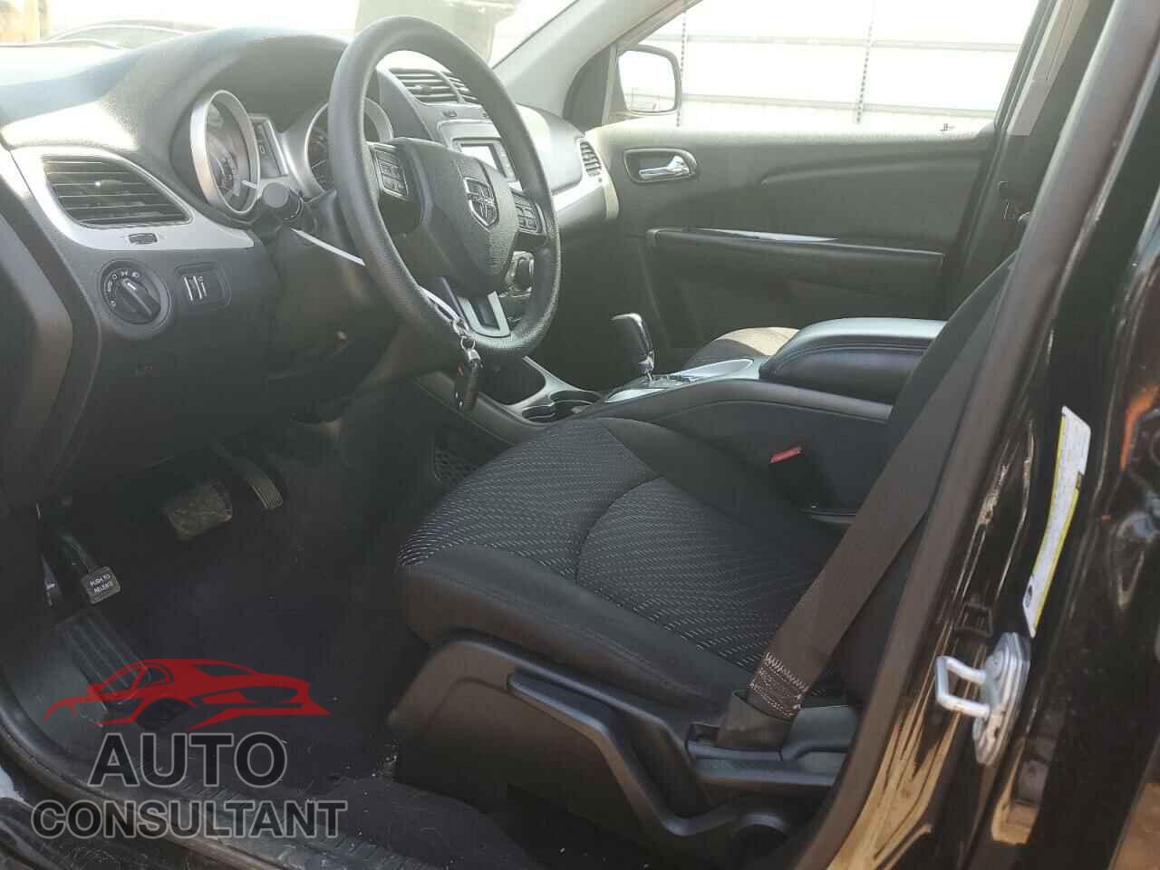 DODGE JOURNEY 2019 - 3C4PDCAB7KT747329