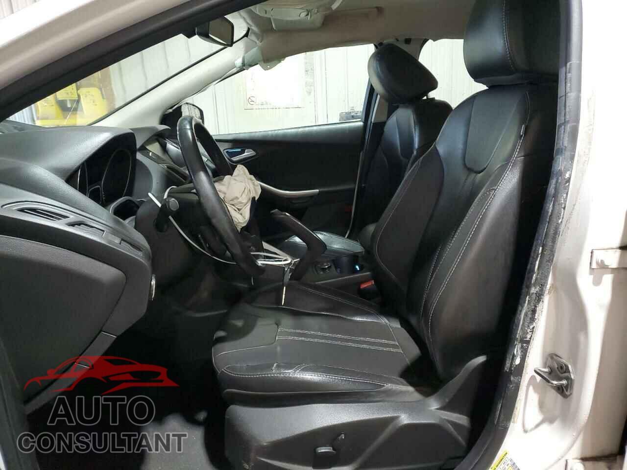 FORD FOCUS 2012 - 1FAHP3H20CL426205