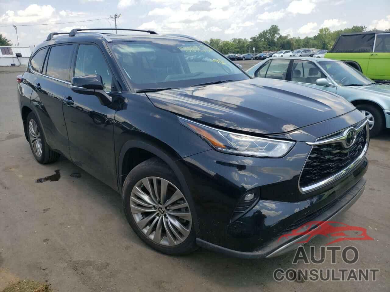 TOYOTA HIGHLANDER 2022 - 5TDFZRBH0NS175098