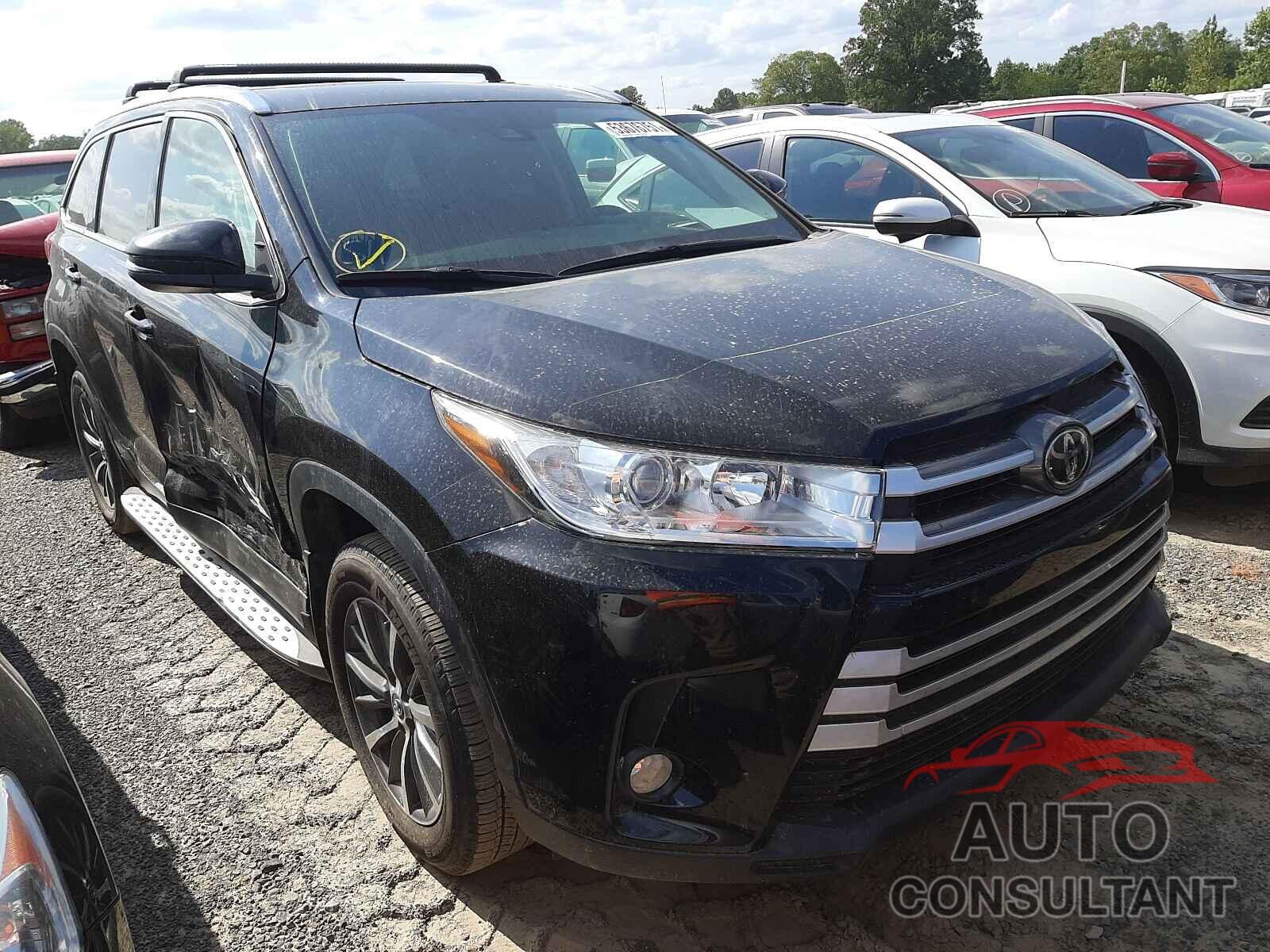 TOYOTA HIGHLANDER 2019 - 5TDKZRFH5KS572178