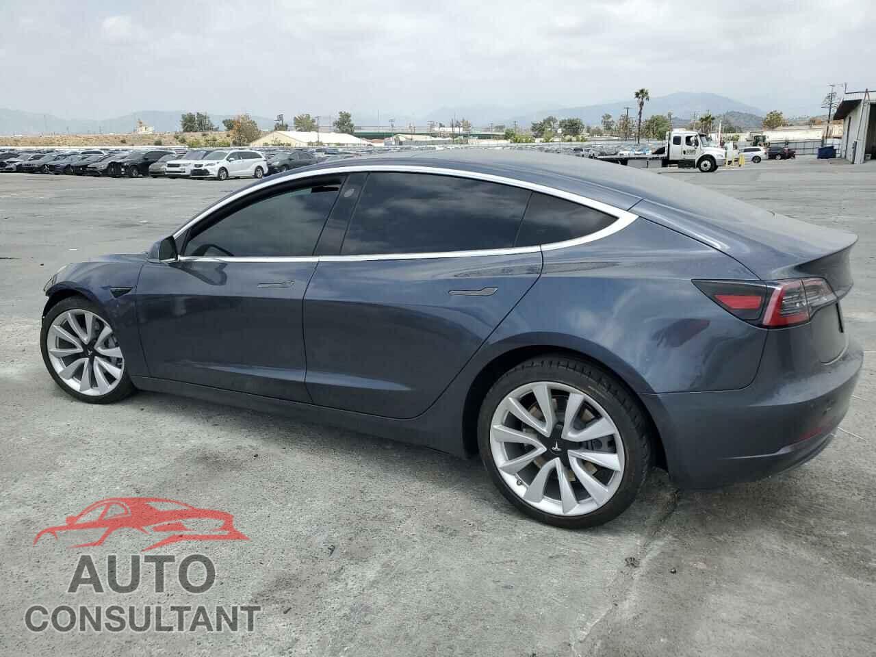 TESLA MODEL 3 2019 - 5YJ3E1EB4KF437020