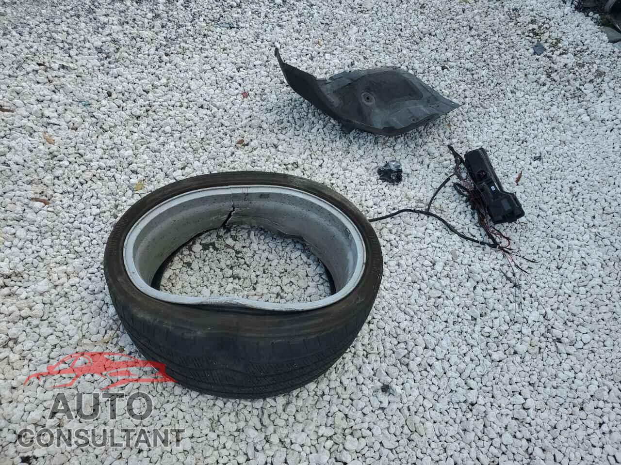 TESLA MODEL 3 2023 - 5YJ3E1EA6PF456196