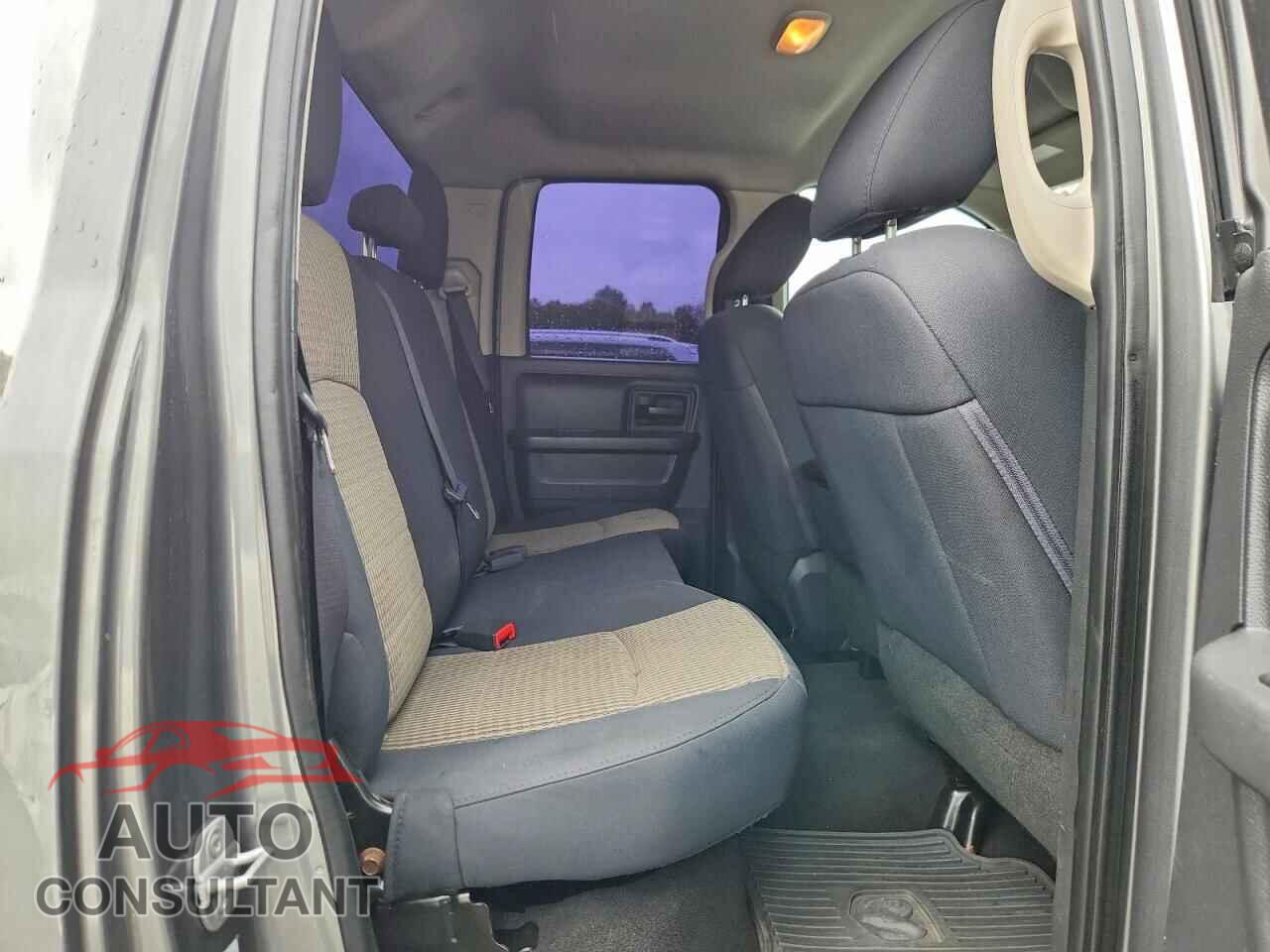 DODGE RAM 1500 2012 - 1C6RD7FT2CS343530