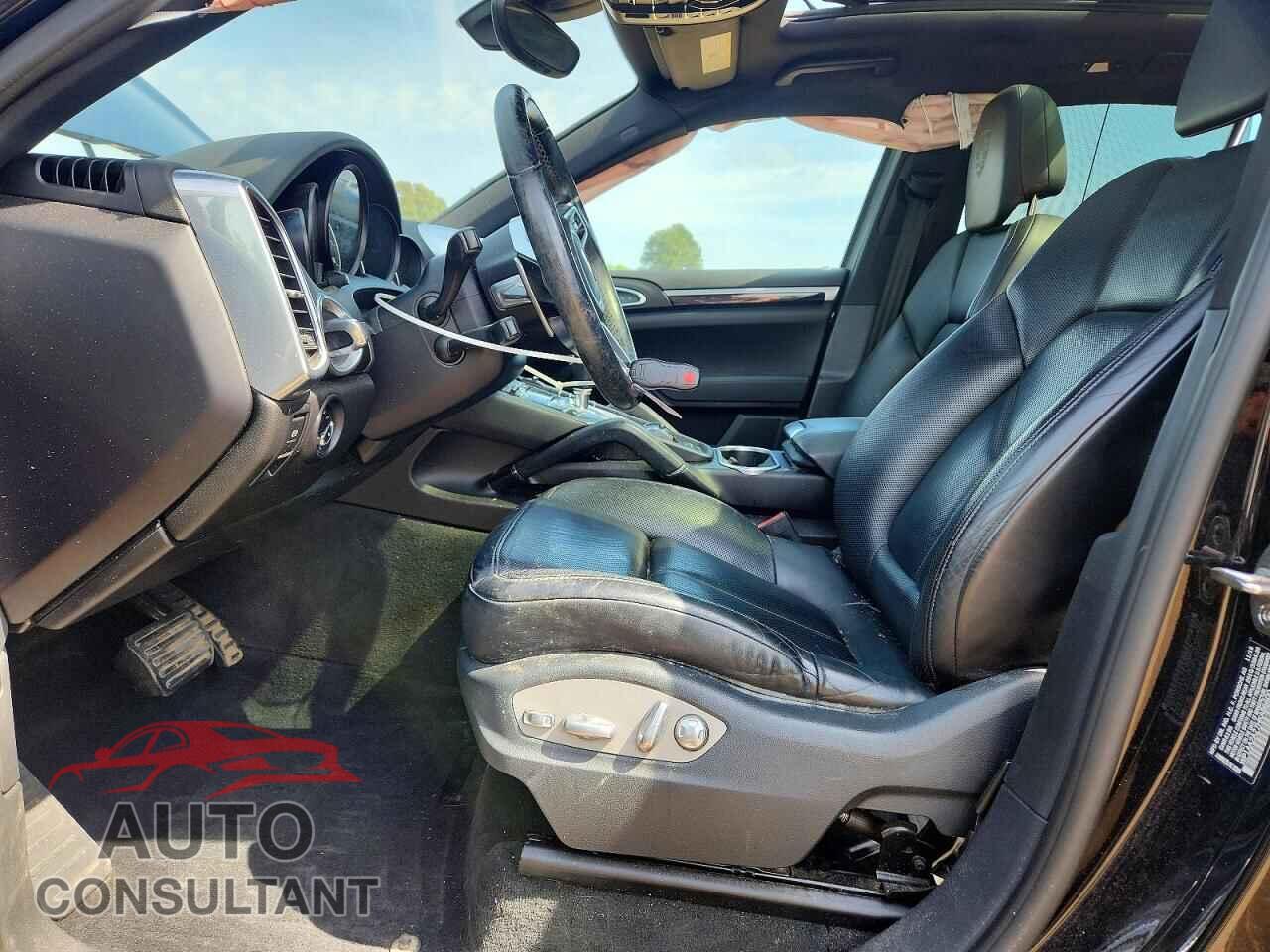 PORSCHE CAYENNE 2017 - WP1AA2A27HKA86600