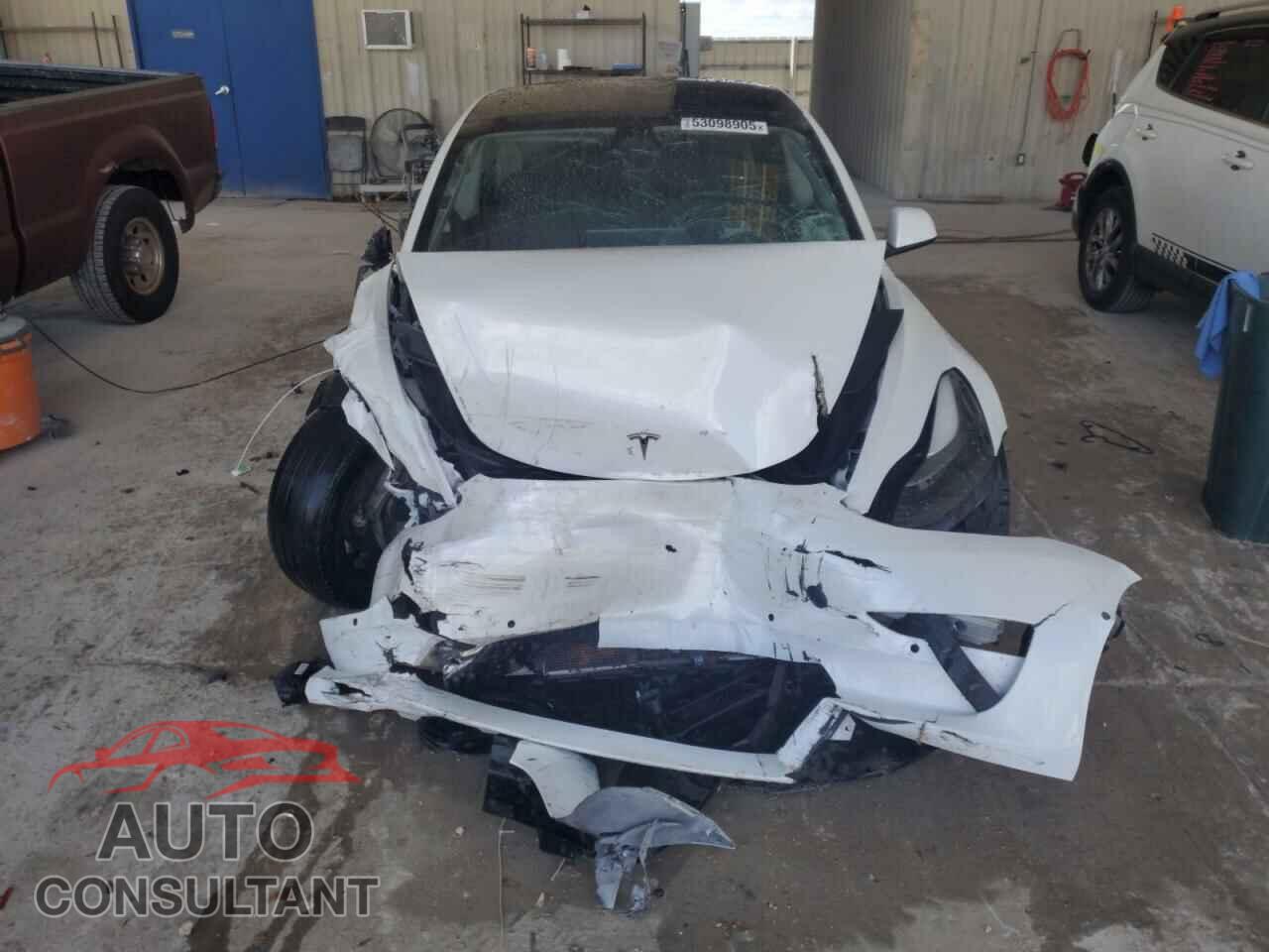 TESLA MODEL 3 2022 - 5YJ3E1EB3NF206565