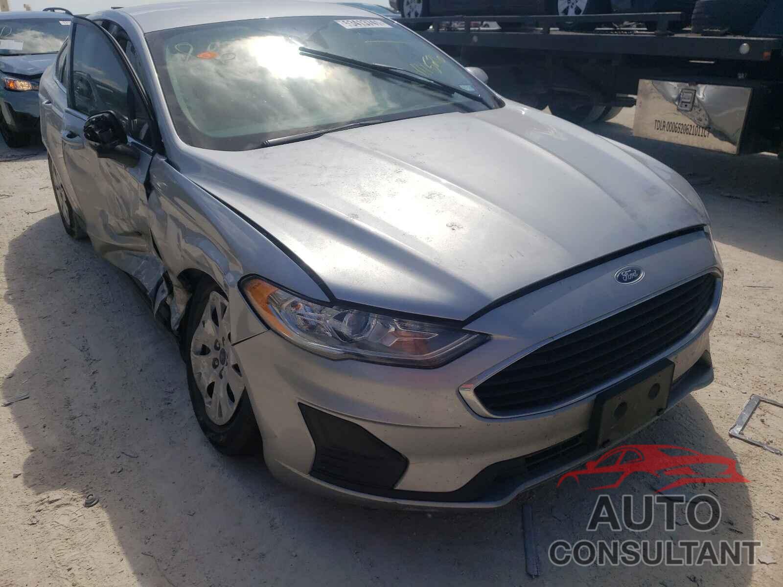 FORD FUSION 2020 - 3FA6P0G76LR111526