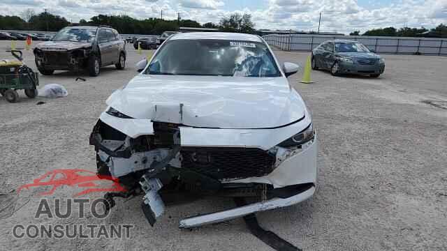MAZDA 3 2020 - 3MZBPACL2LM132059