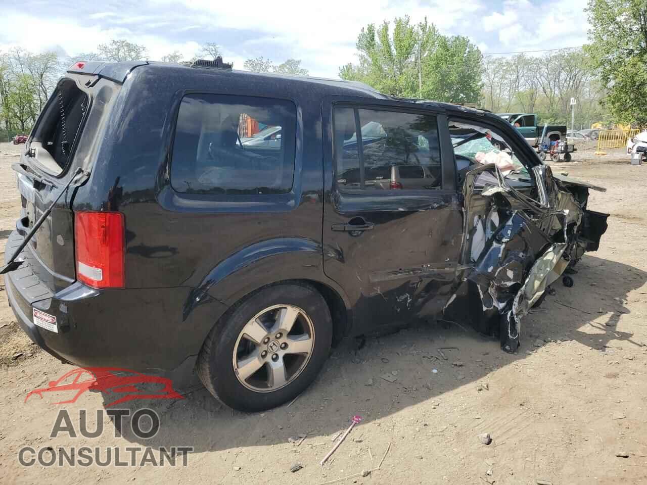 HONDA PILOT 2011 - 5FNYF4H79BB070918