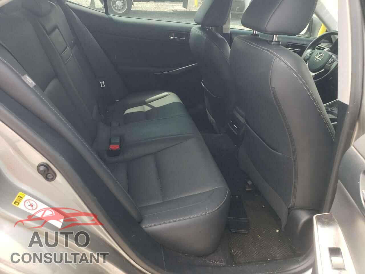 LEXUS IS 2014 - JTHCF1D20E5012252
