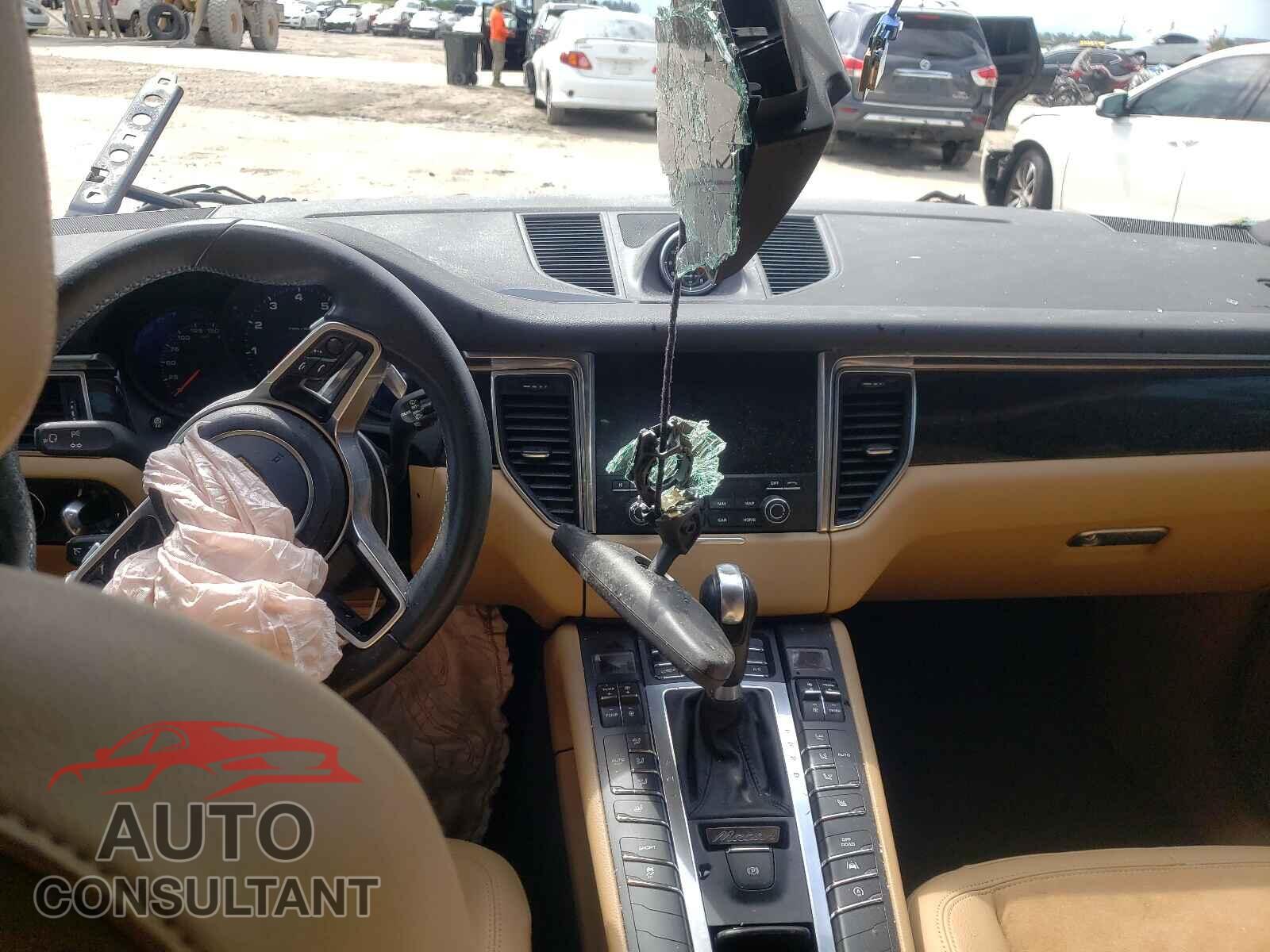 PORSCHE MACAN 2017 - WP1AA2A56HLB04234