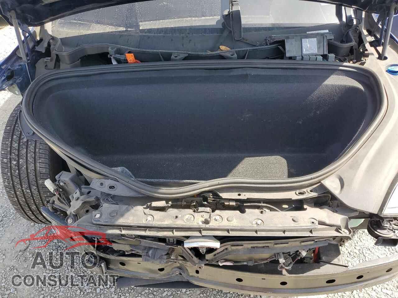TESLA MODEL X 2017 - 5YJXCDE23HF054624